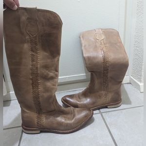 Spirit by Lucchese Chelsea boots